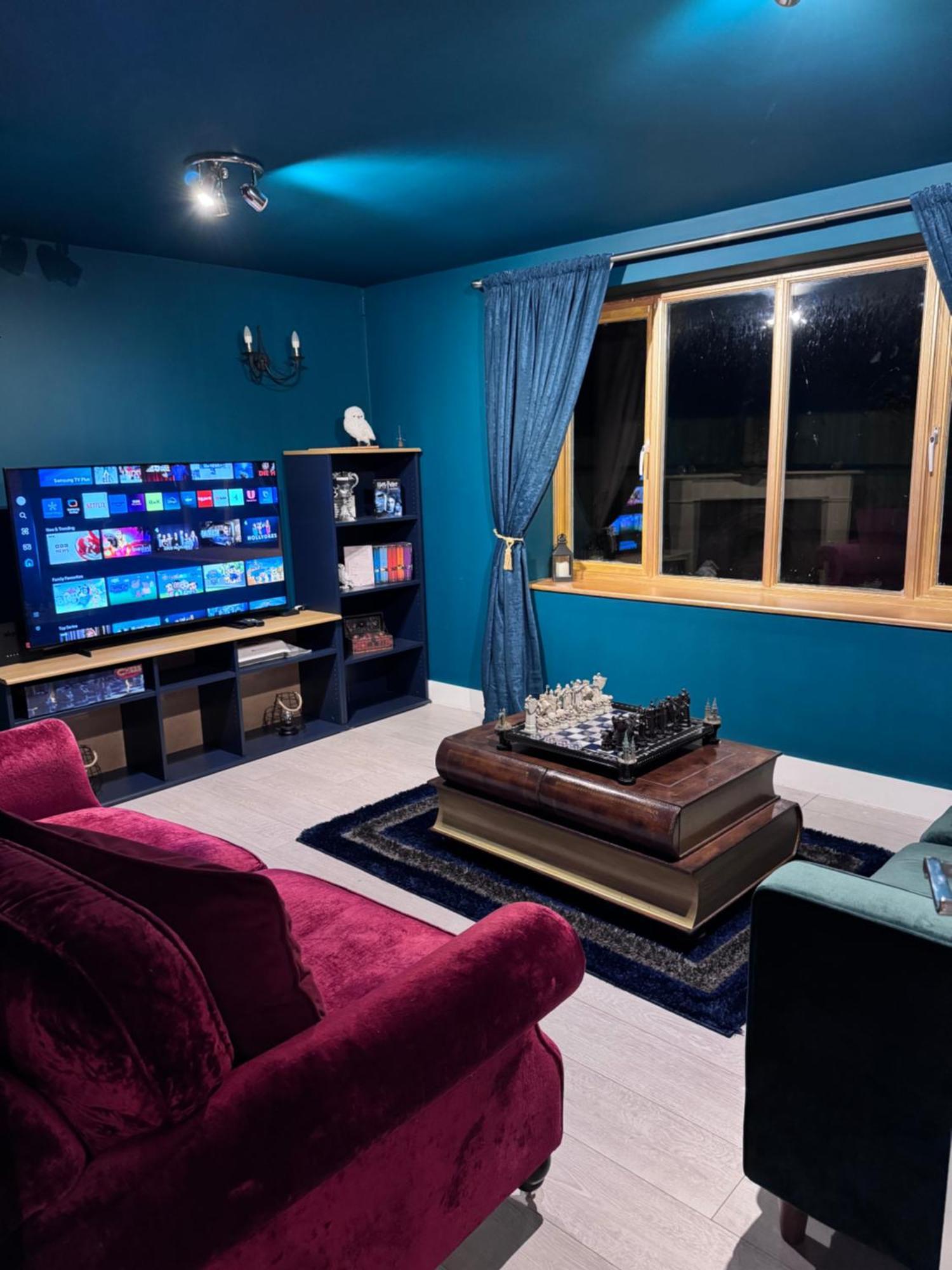 Hogwarts Apartment Abbots Langley Luaran gambar