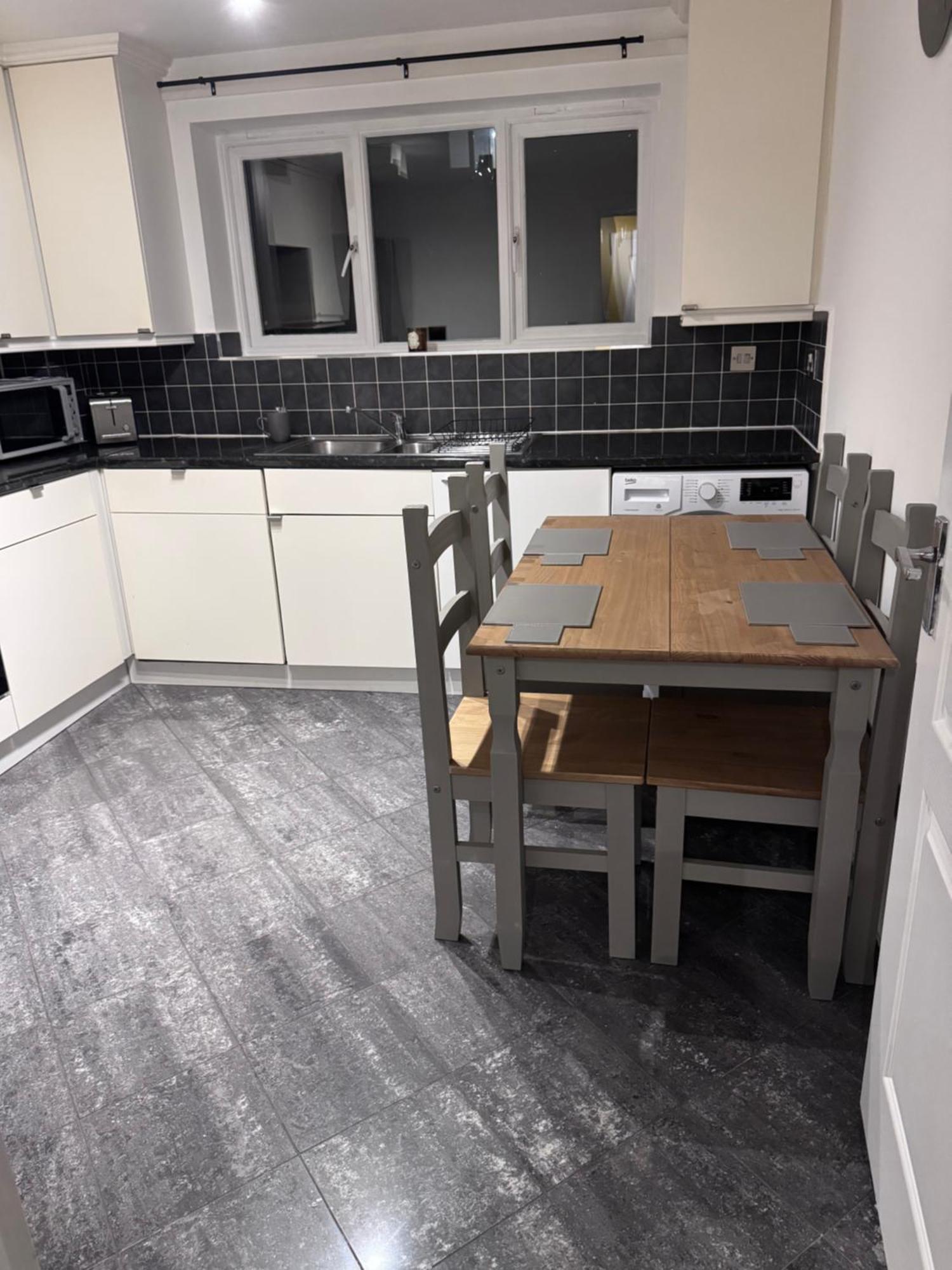 Hogwarts Apartment Abbots Langley Luaran gambar